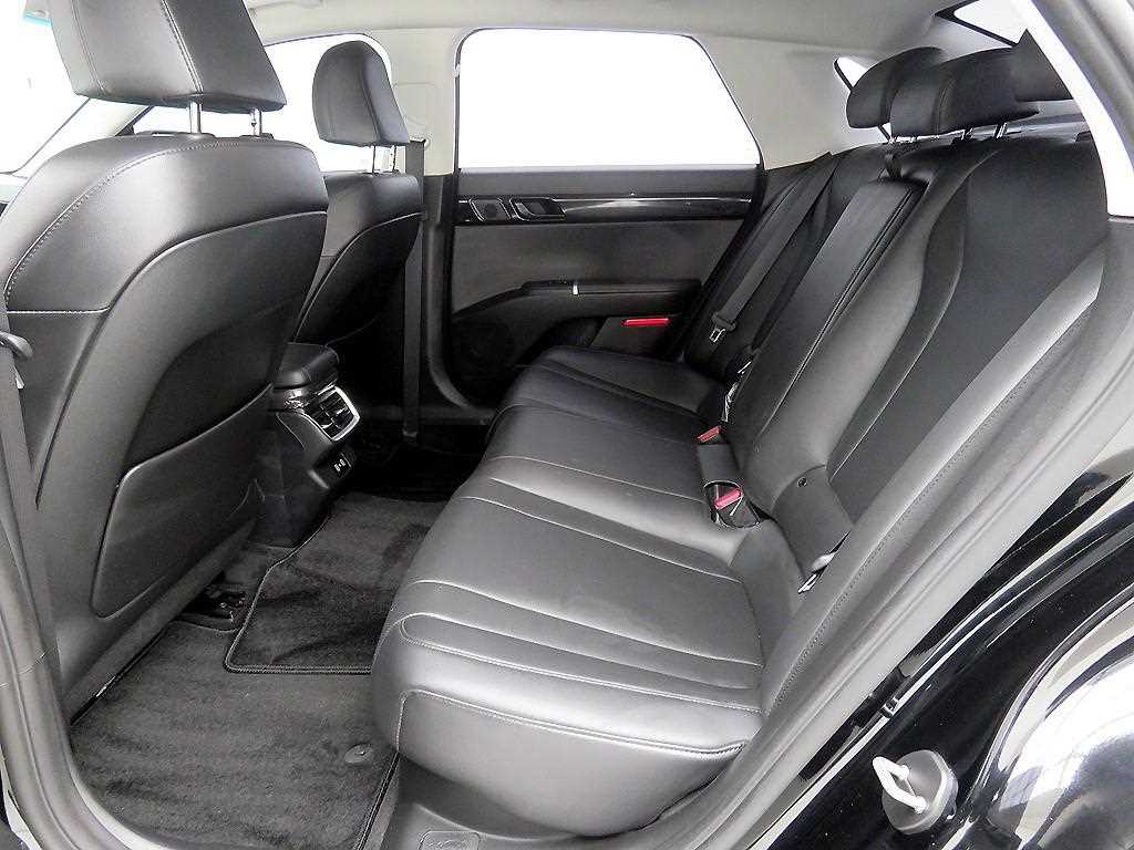 HYUNDAI Grandeur - Vista 7