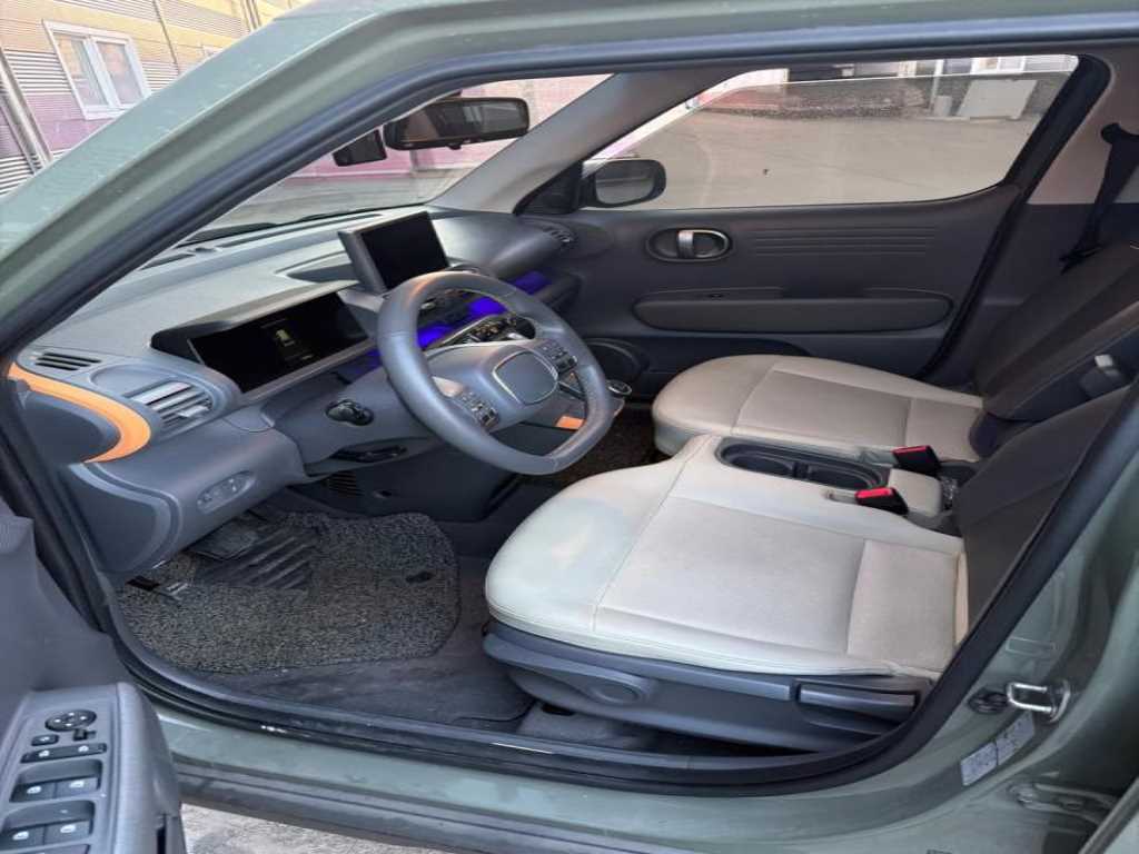 HYUNDAI Casper - Vista 4