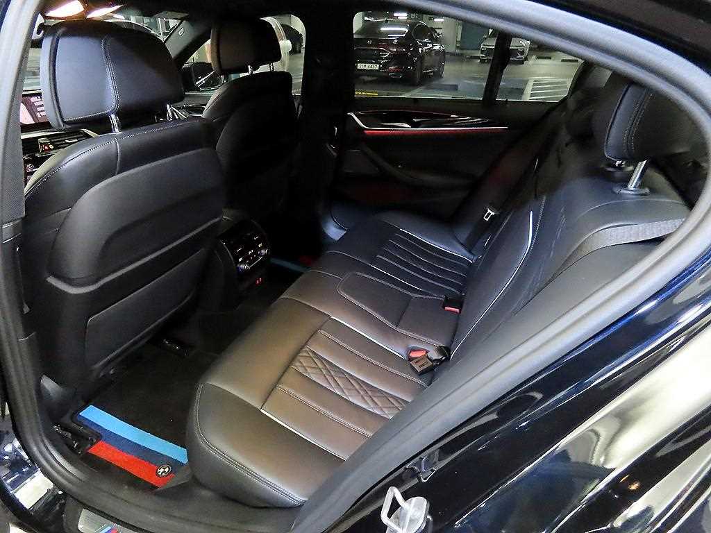 BMW 5 Series - Vista 7