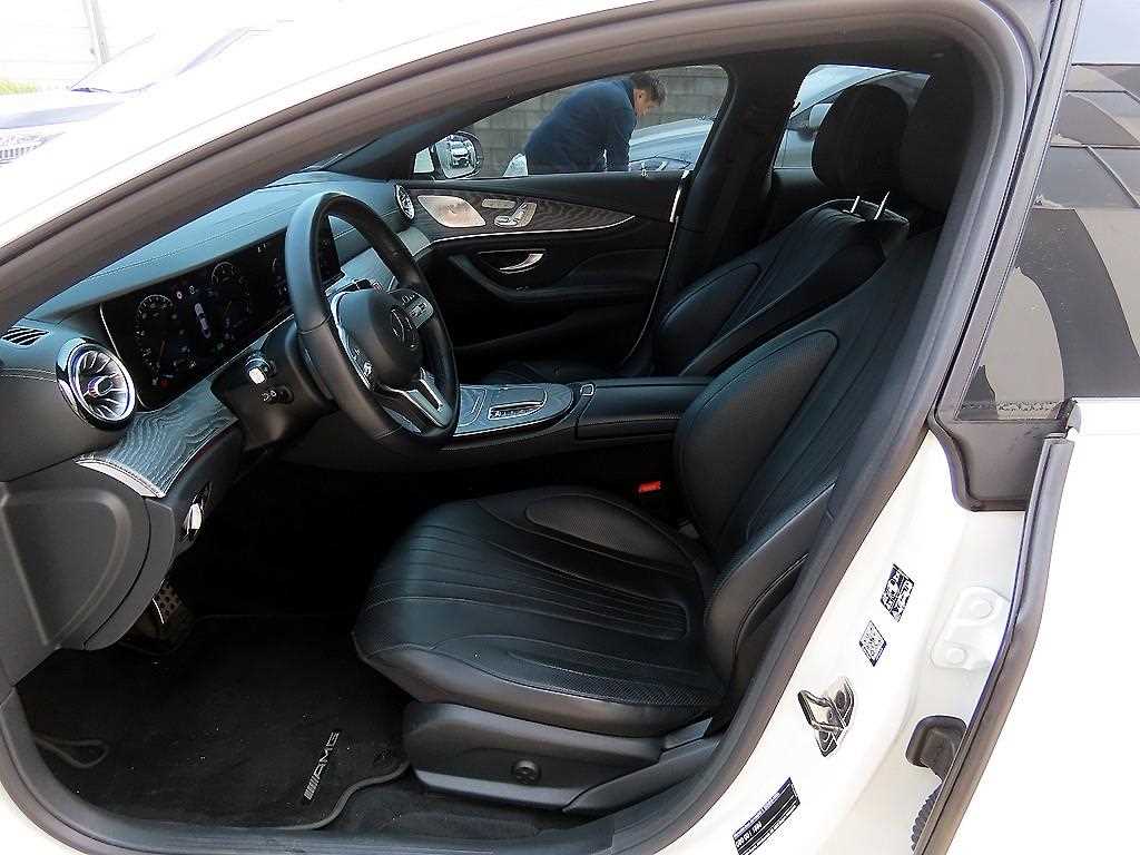 Mercedes Benz CLS Class - Vista 5