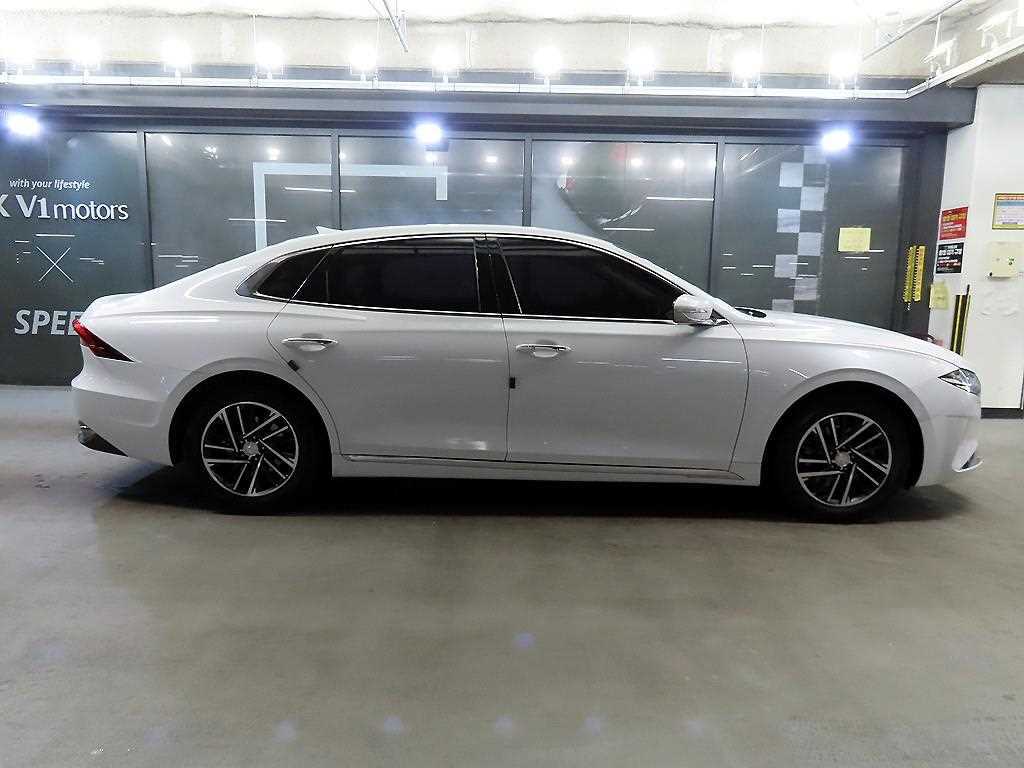 HYUNDAI Grandeur - Vista 3