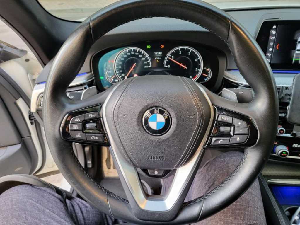 BMW 5 Series - Vista 10