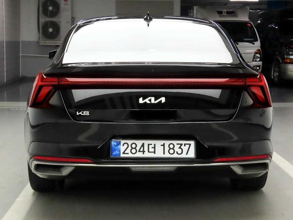 KIA K8 - Vista 3
