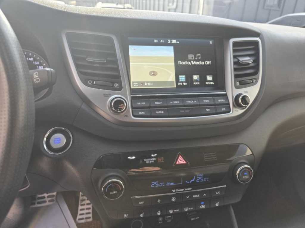 HYUNDAI Tucson - Vista 11