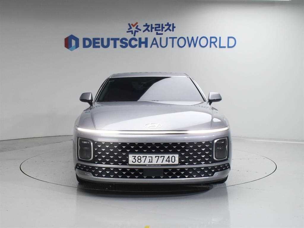 HYUNDAI Grandeur - Vista 3