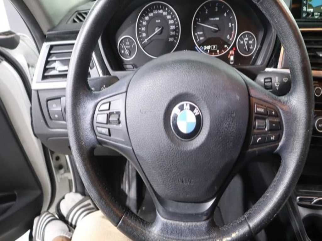 BMW 3 series - Vista 9