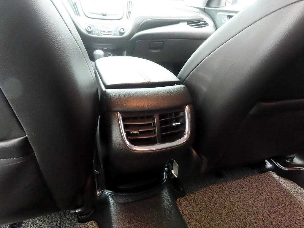 Chevrolet Malibu 2017 Blanco - Importación desde Corea - HF Imports Iquique - Foto 17