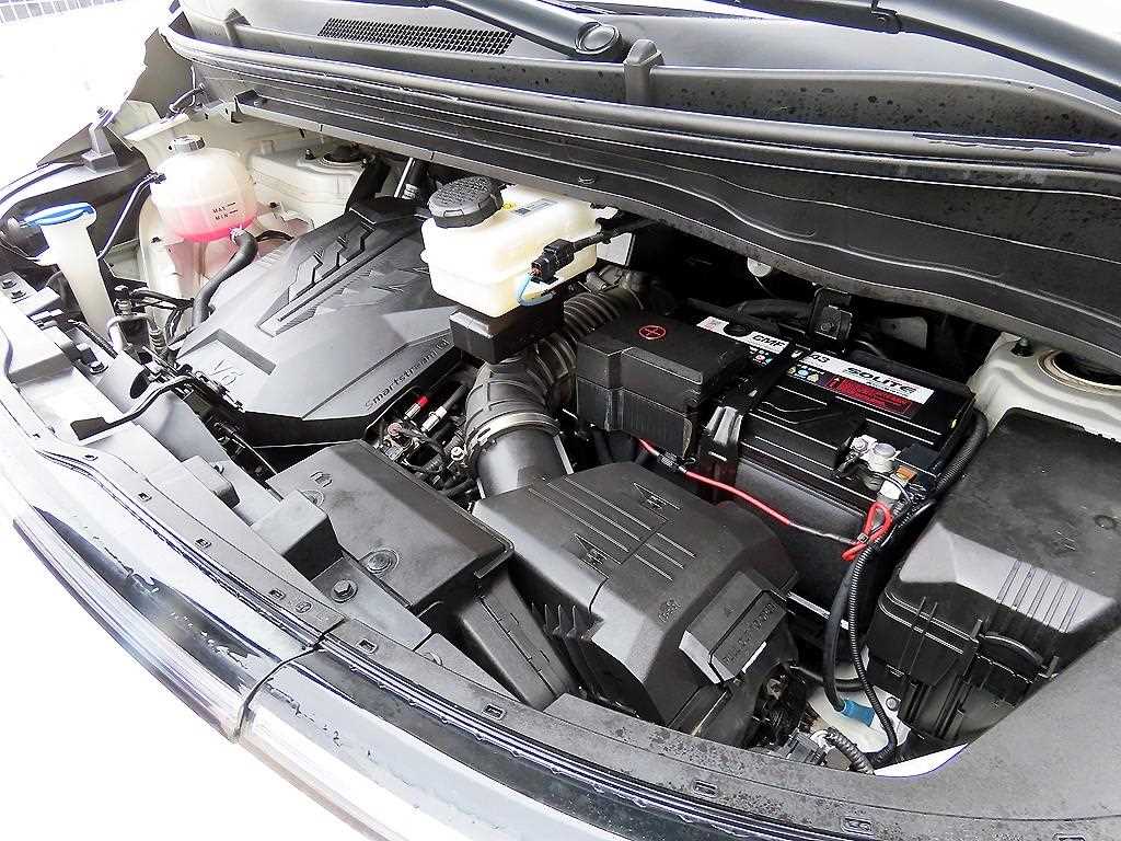 HYUNDAI Staria 2024 Blanco - Importación desde Corea - HF Imports Iquique - Foto 18