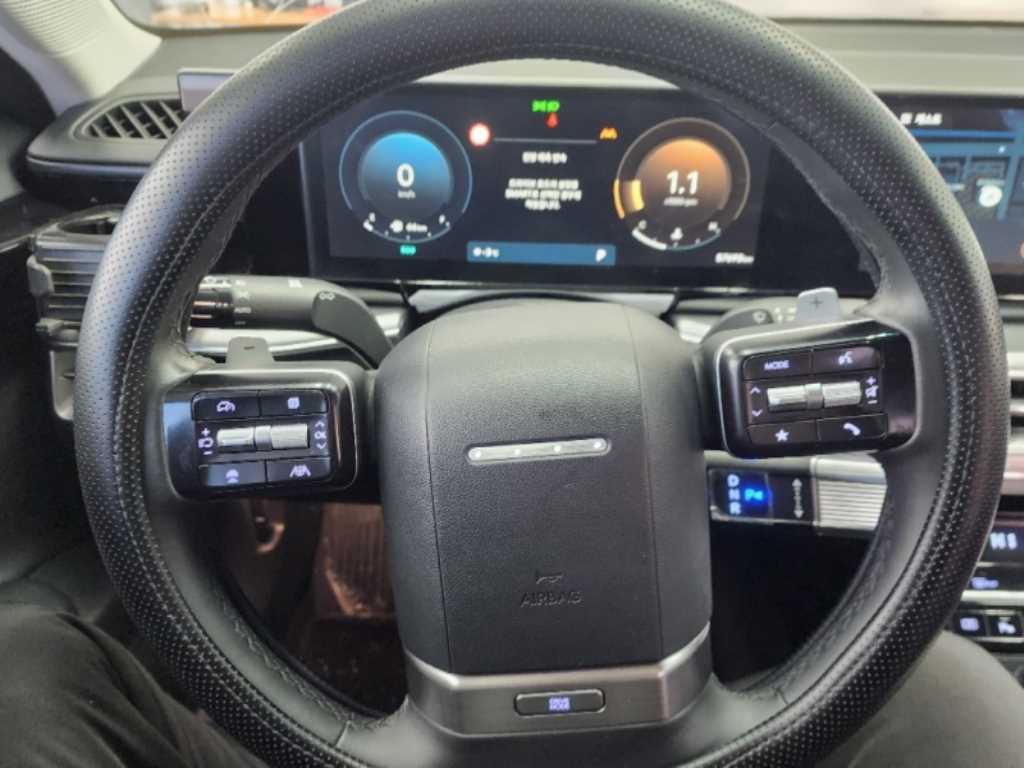 HYUNDAI Grandeur - Vista 7