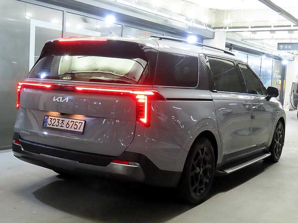 KIA Carnival - Vista 4