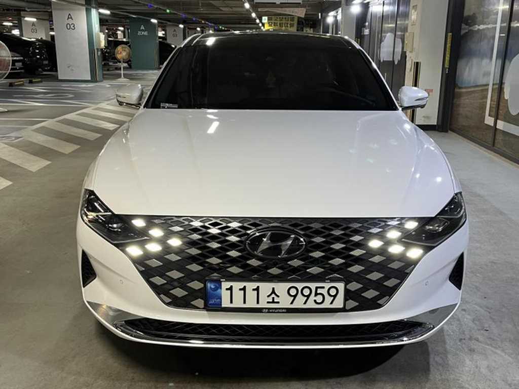 HYUNDAI Grandeur - Vista 3