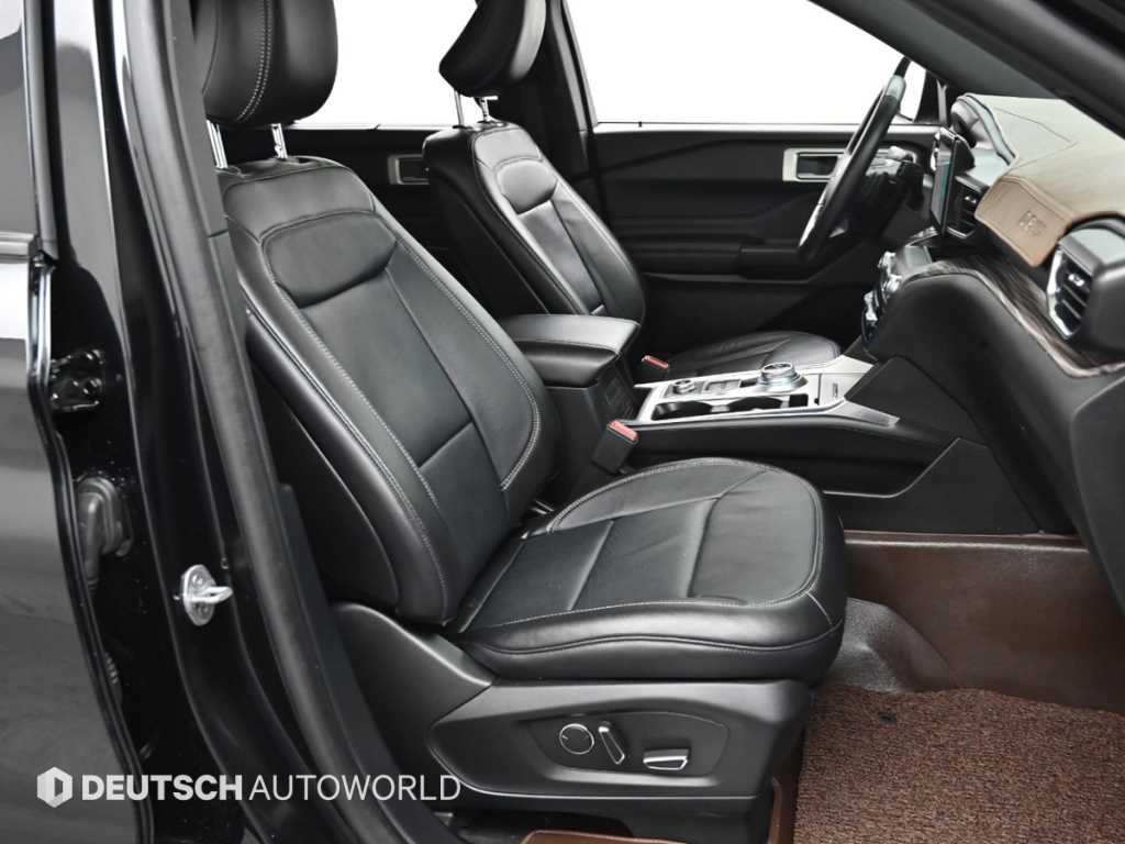 Ford Explorer - Vista 11