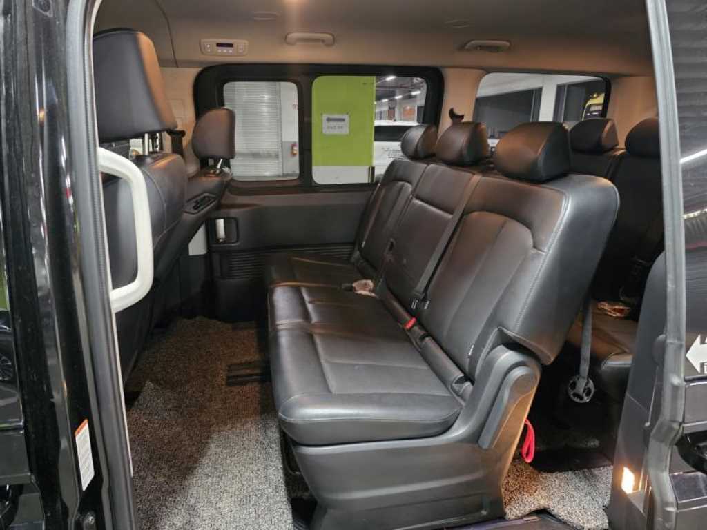 HYUNDAI Staria 2022 Negro - Importación desde Corea - HF Imports Iquique - Foto 14