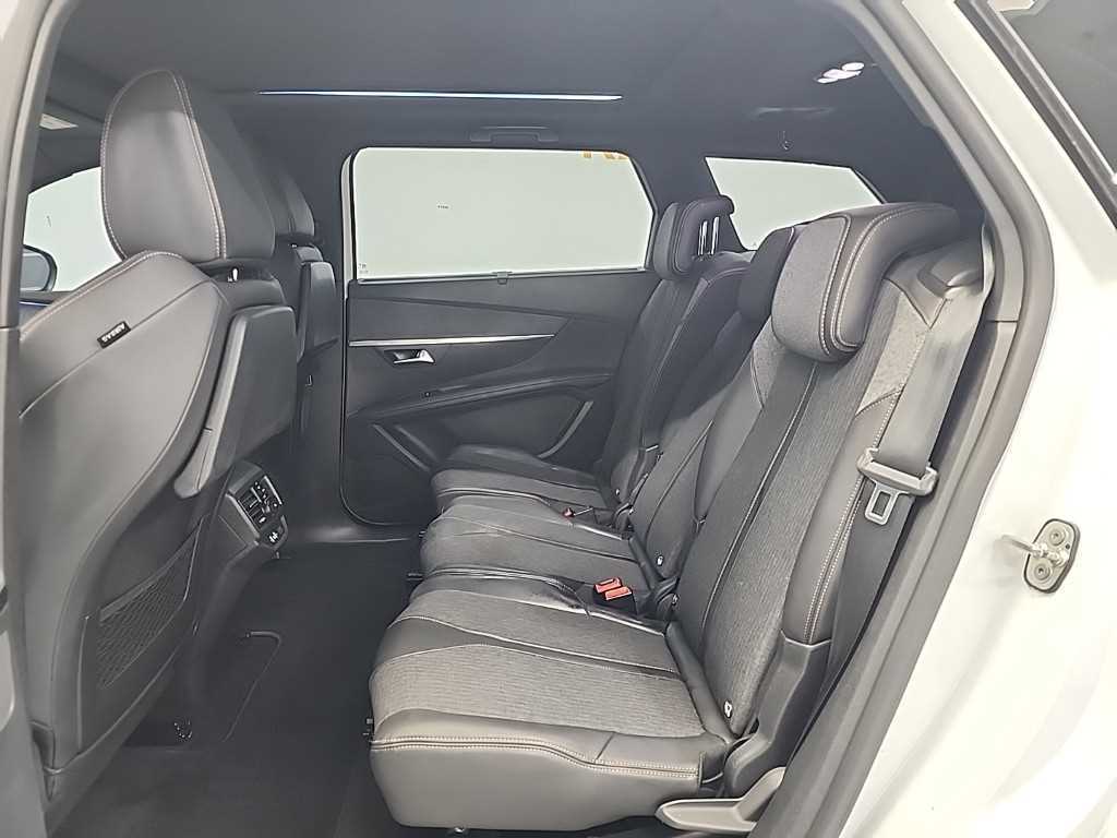 Peugeot 5008 - Vista 12