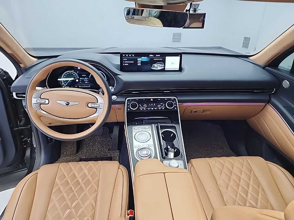 Genesis GV80 - Vista 7