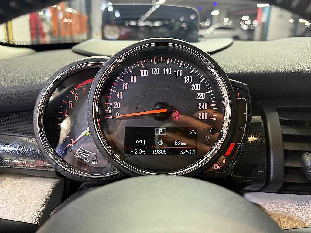 Mini Cooper - Vista 10