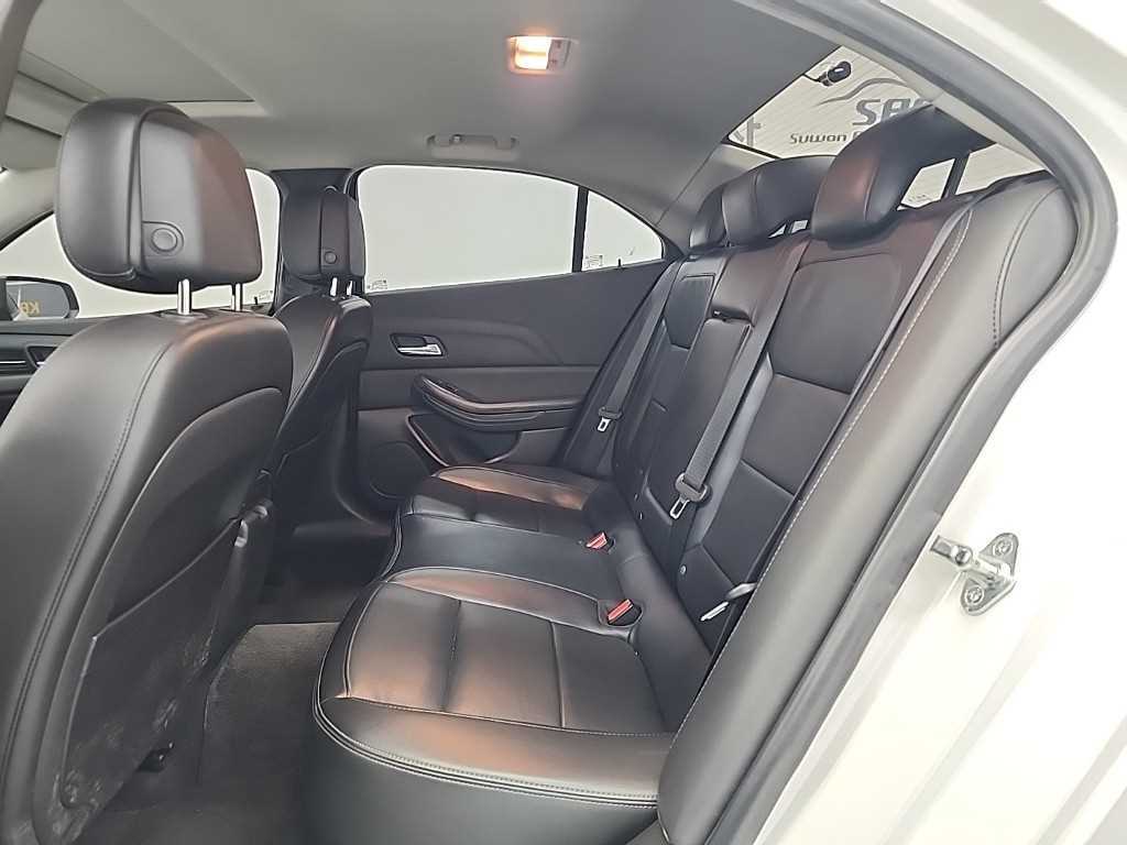 Chevrolet Malibu - Vista 12