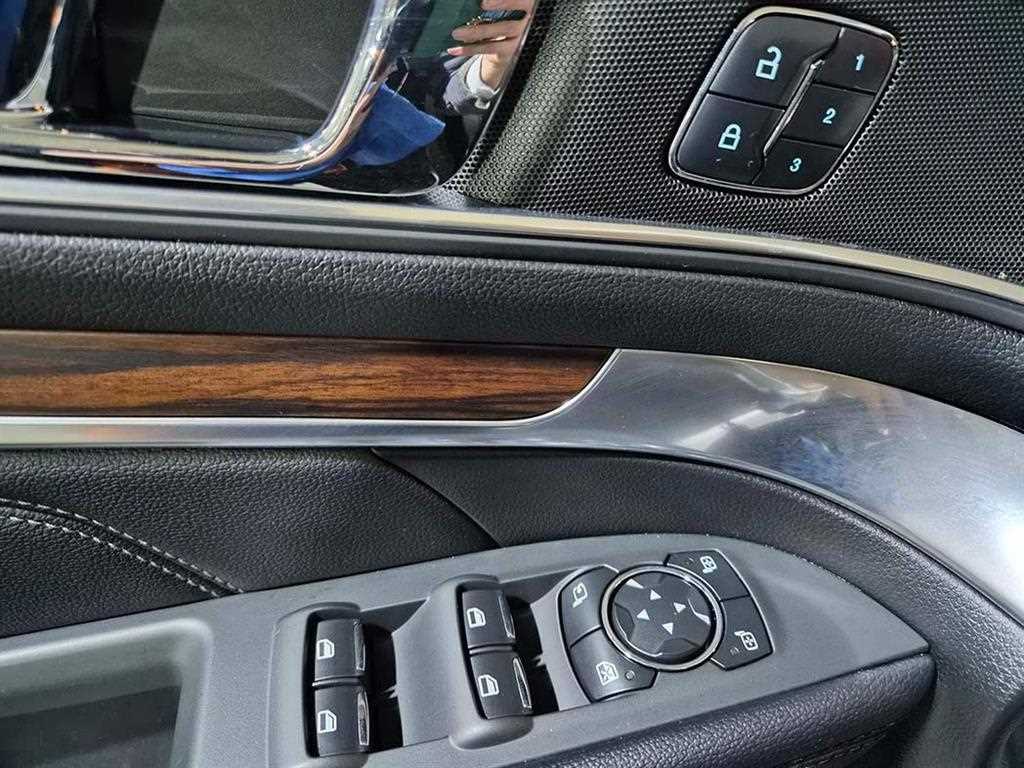 Ford Explorer - Vista 12