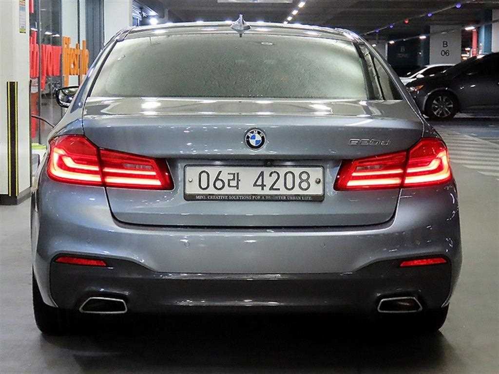 BMW 5 Series - Vista 5