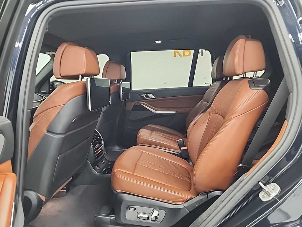 BMW X7 - Vista 12