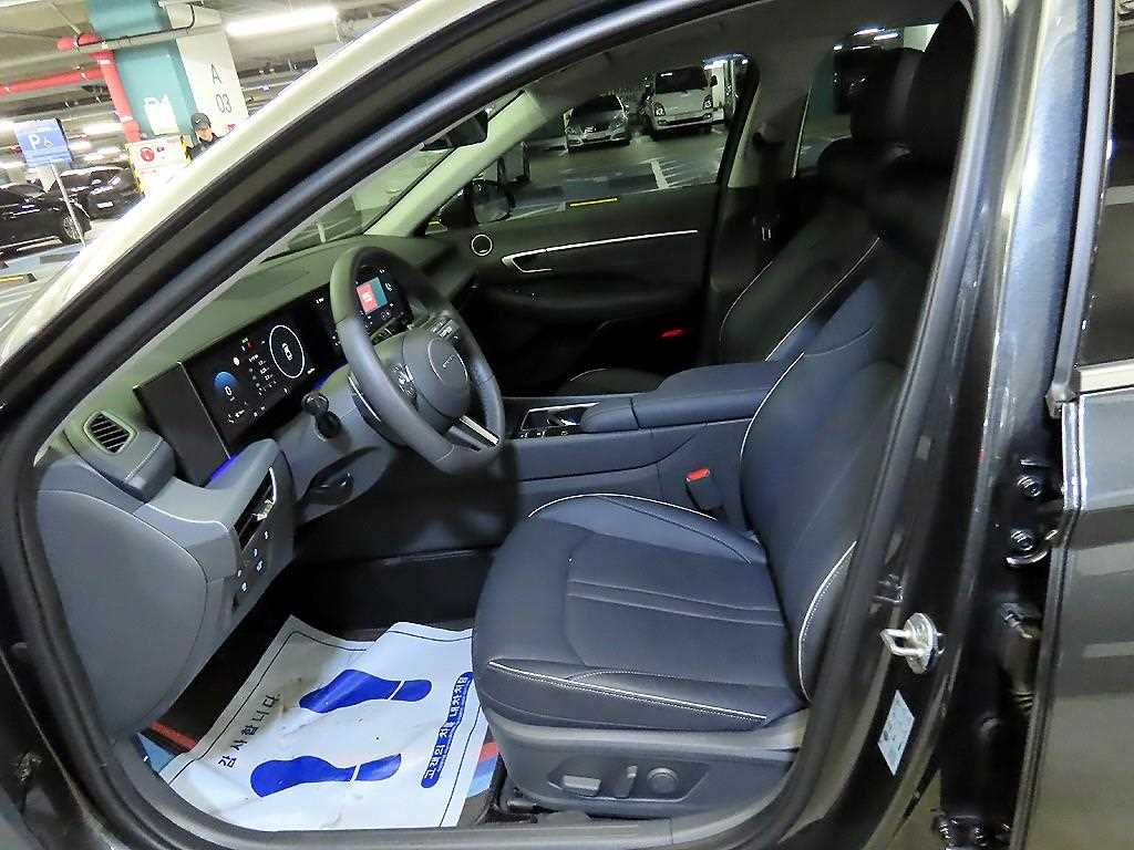 HYUNDAI Sonata - Vista 6