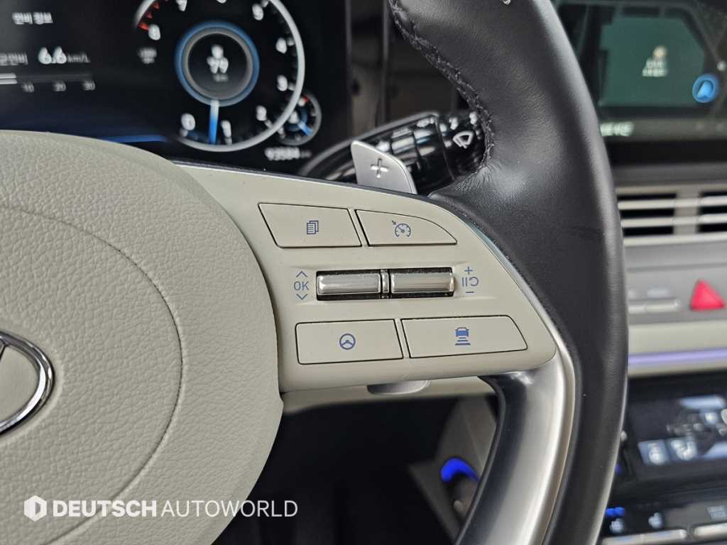 HYUNDAI Grandeur - Vista 6