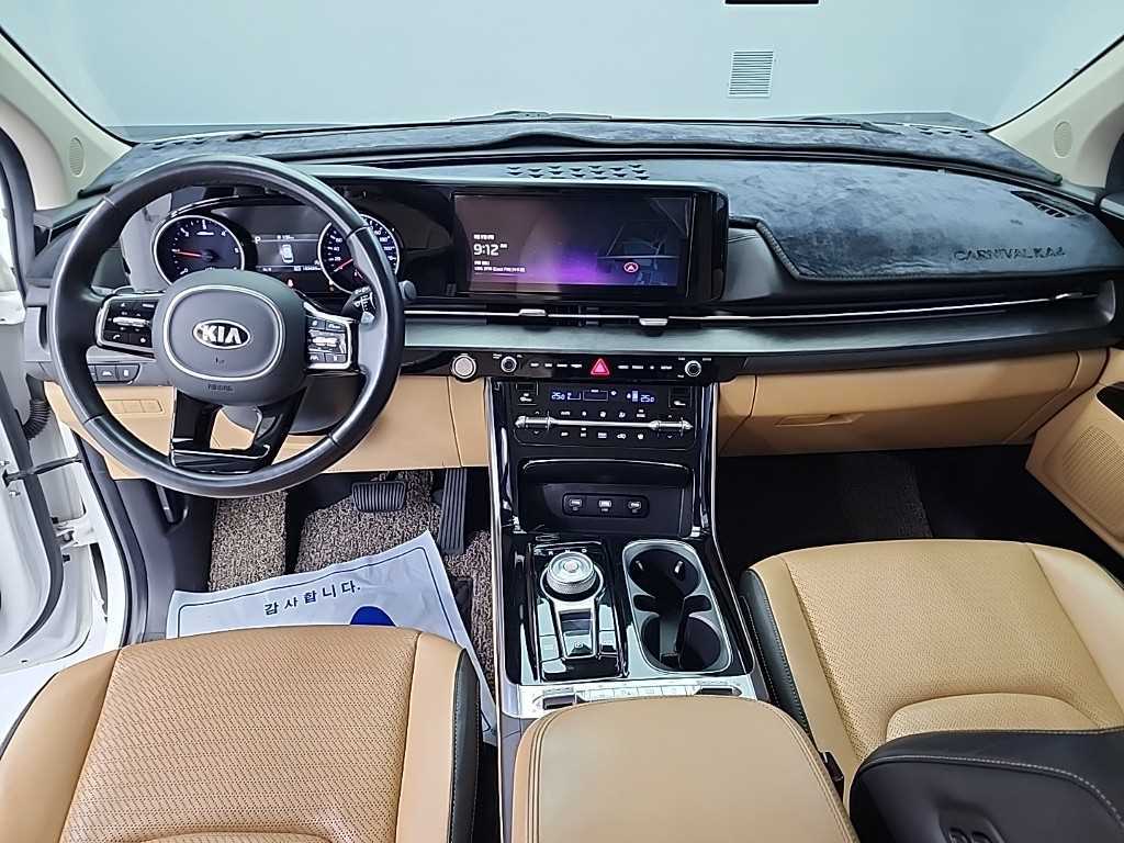 KIA Carnival - Vista 7
