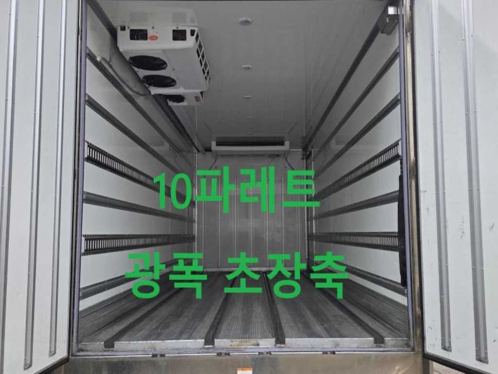 medium and large cargo truck 2023 Blanco - Importación desde Corea - HF Imports Iquique - Foto 1