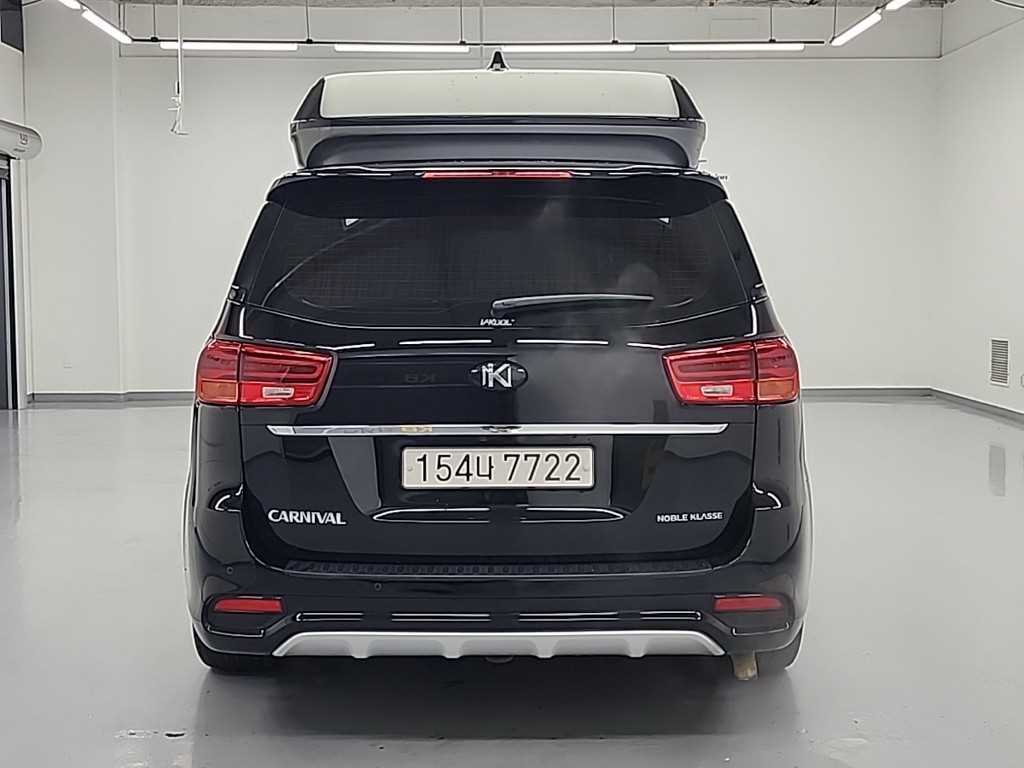 KIA Carnival - Vista 4