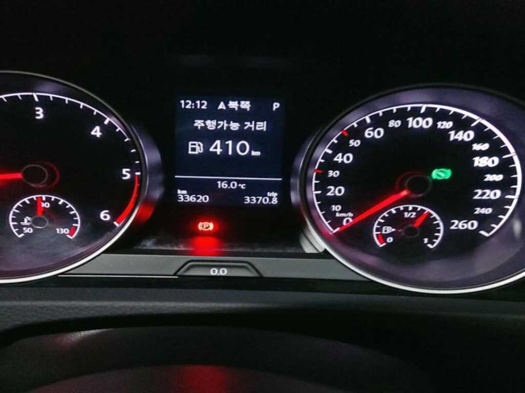 Volkswagen Golf - Vista 3