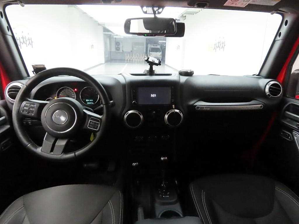 Jeep Wrangler - Vista 7