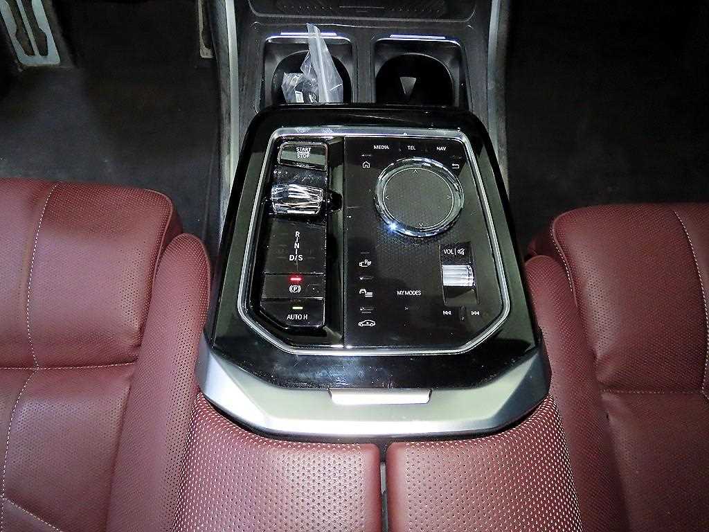 BMW 7 Series - Vista 12