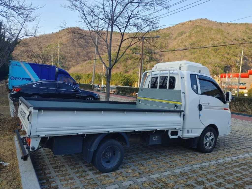 Small Truck Cargo (small) - Vista 5