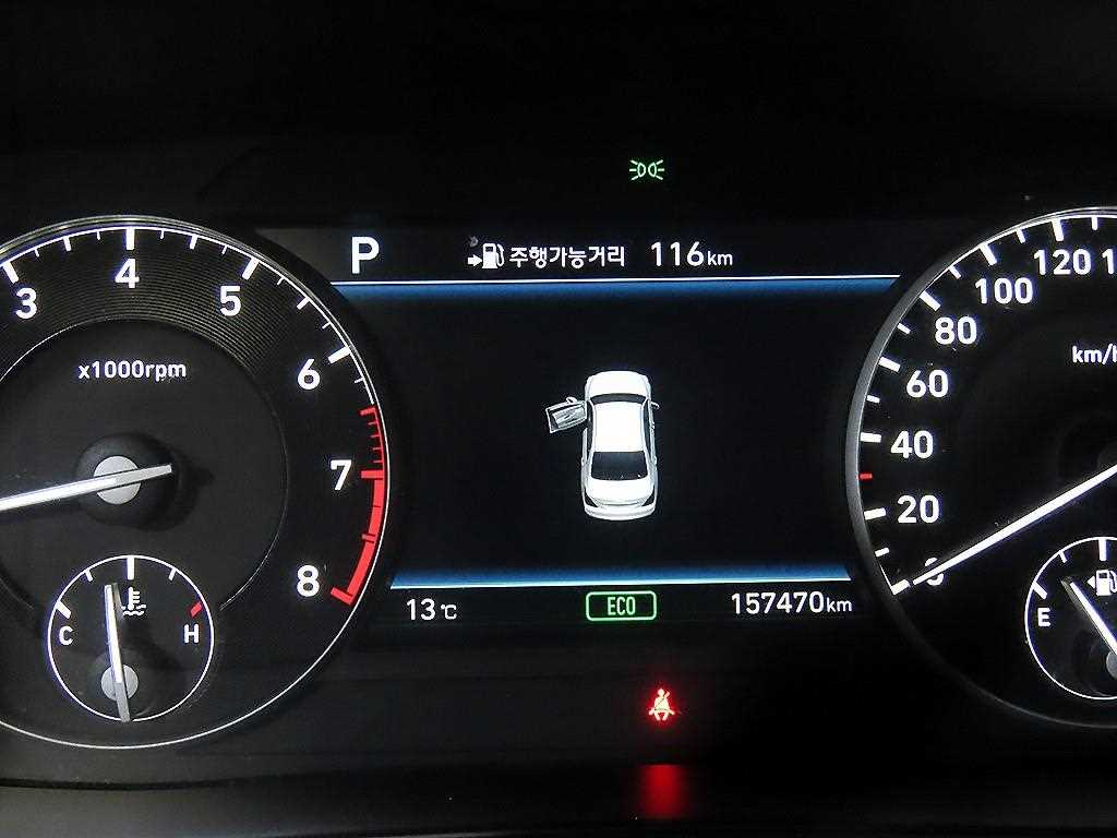 Genesis EQ900 - Vista 9