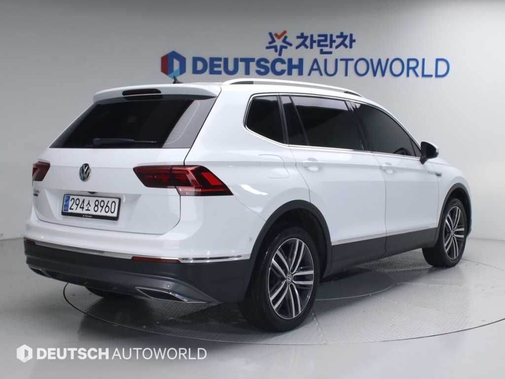 Volkswagen Tiguan - Vista 2