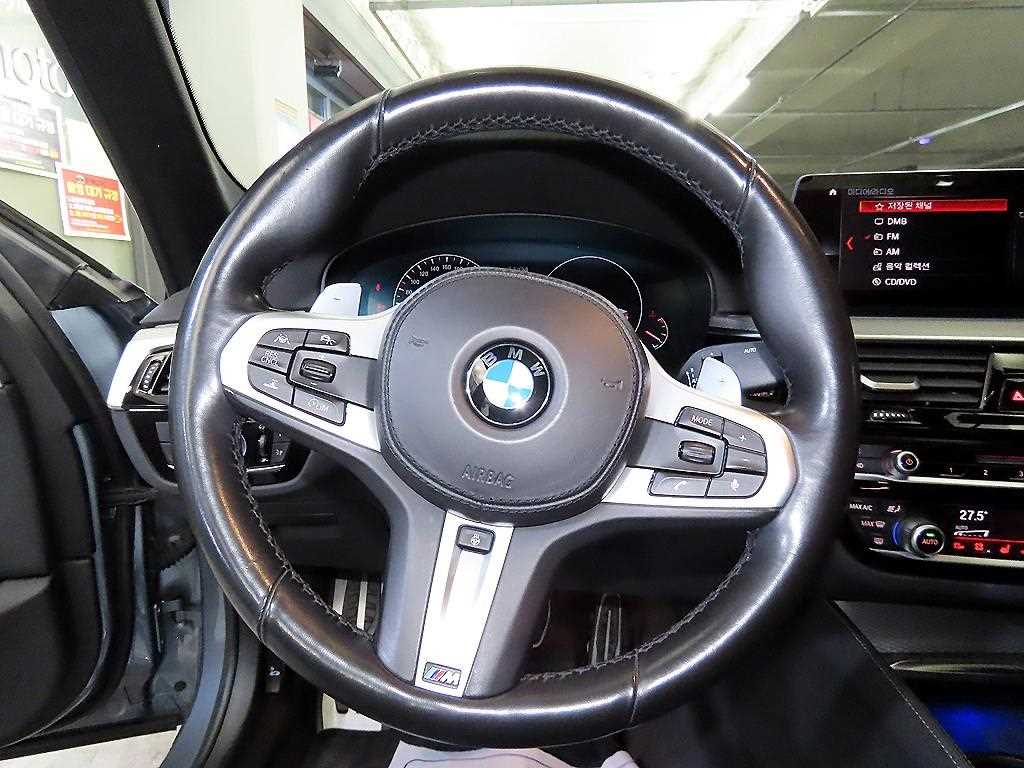 BMW 5 Series - Vista 8