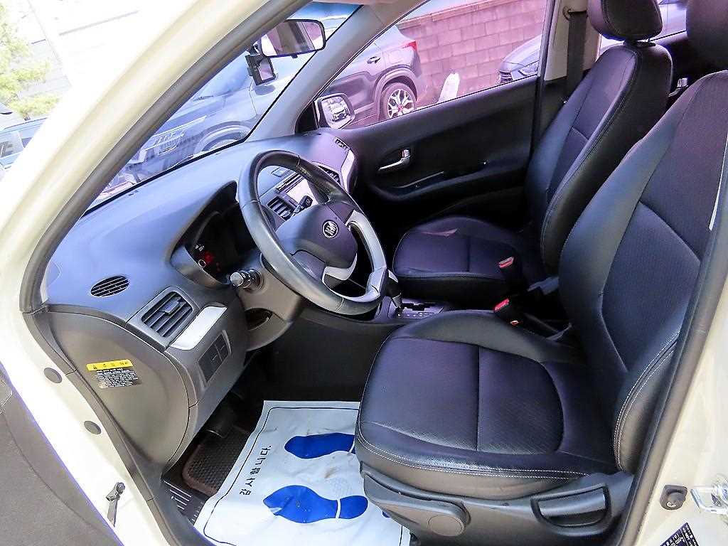 KIA Morning - Vista 5