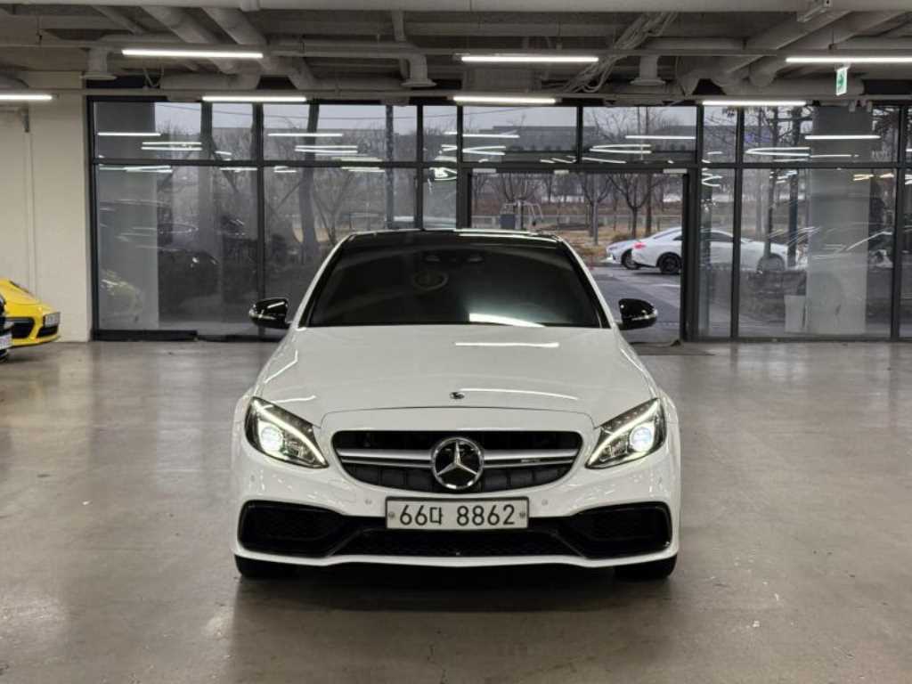 Mercedes Benz C Class - Vista 5