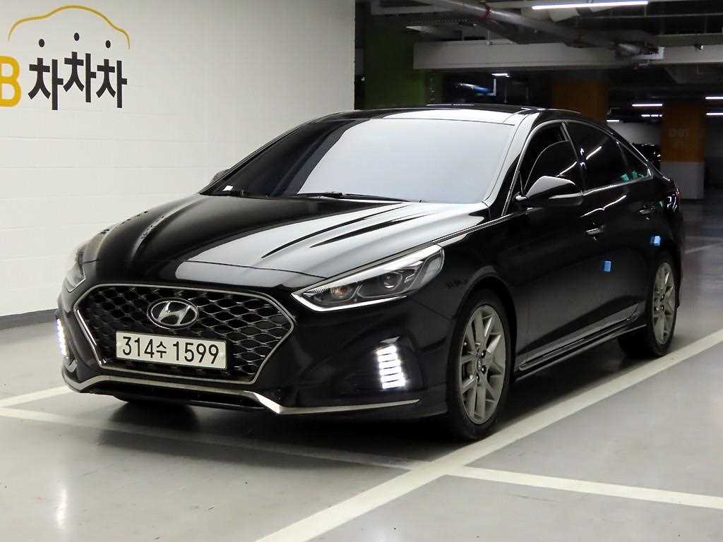 HYUNDAI Sonata - Vista 2