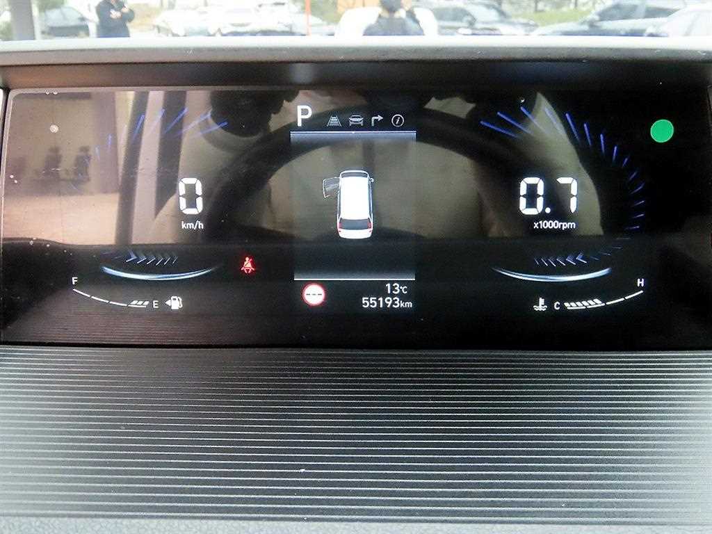 HYUNDAI Staria - Vista 9