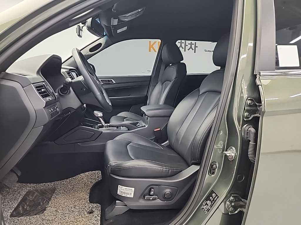 Ssangyong Rexton - Vista 11