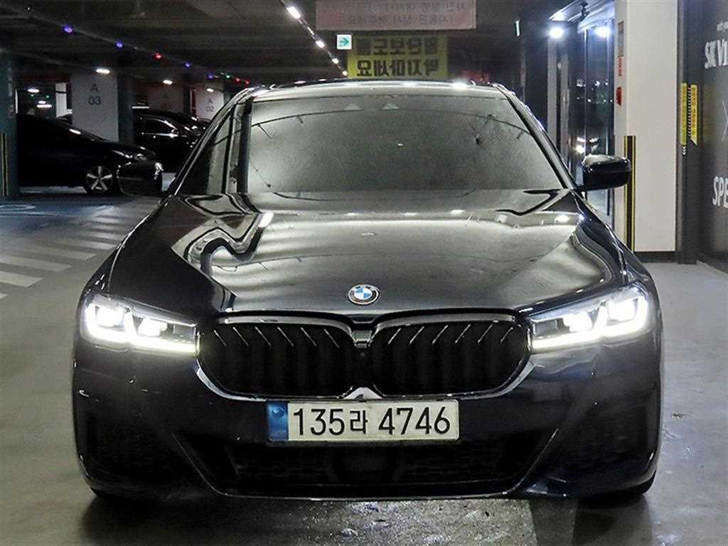 BMW 5 Series 2020 Negro - Importación desde Corea - HF Imports Iquique - Foto 1