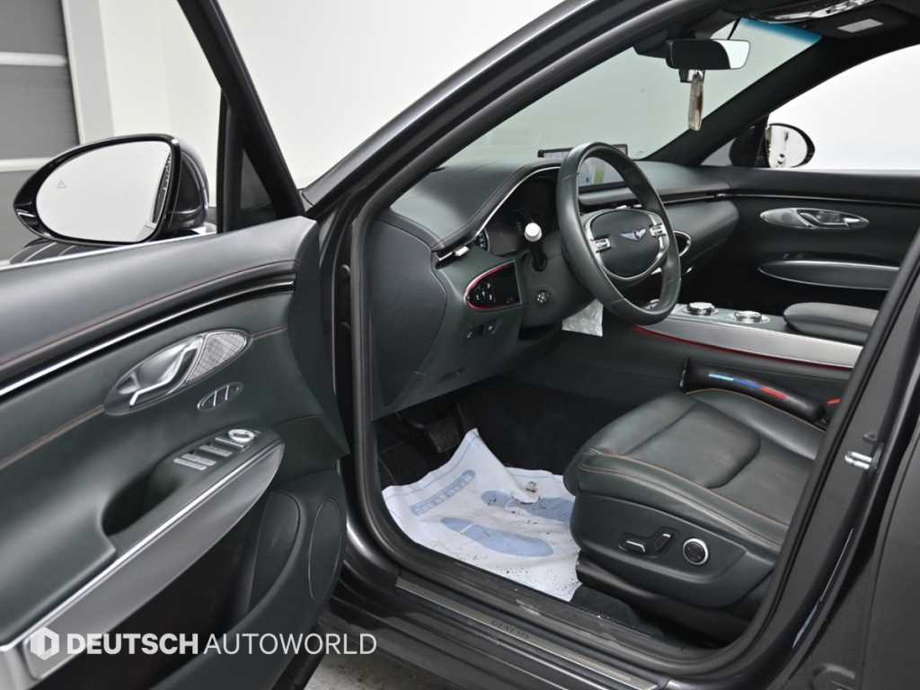 Genesis GV70 - Vista 10