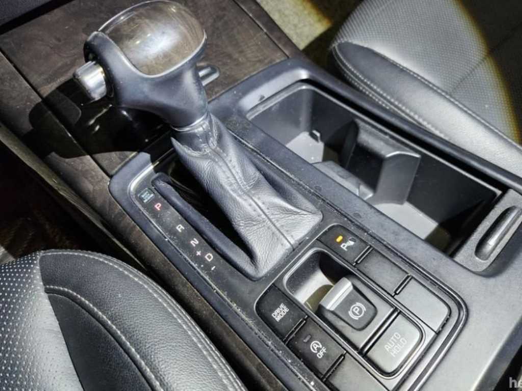 KIA Sorento - Vista 11