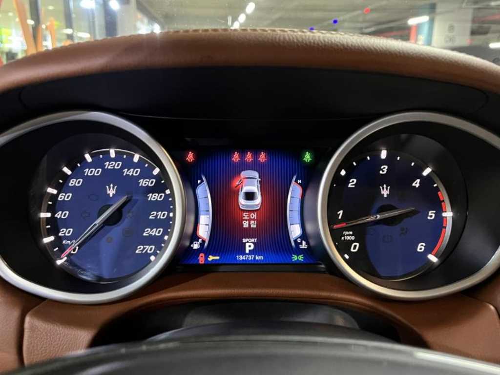 Maserati Ghibli - Vista 11