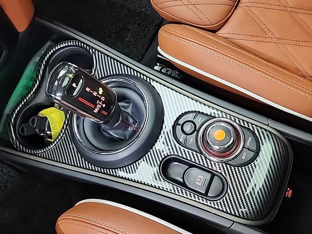 Mini Countryman - Vista 8