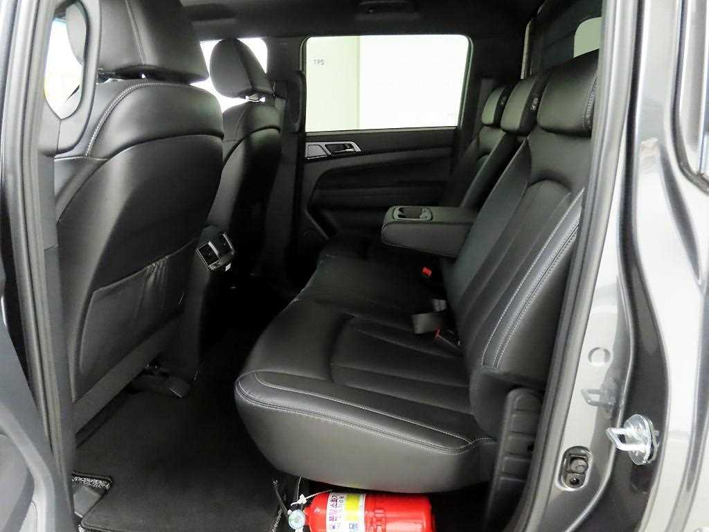 Ssangyong Rexton - Vista 7