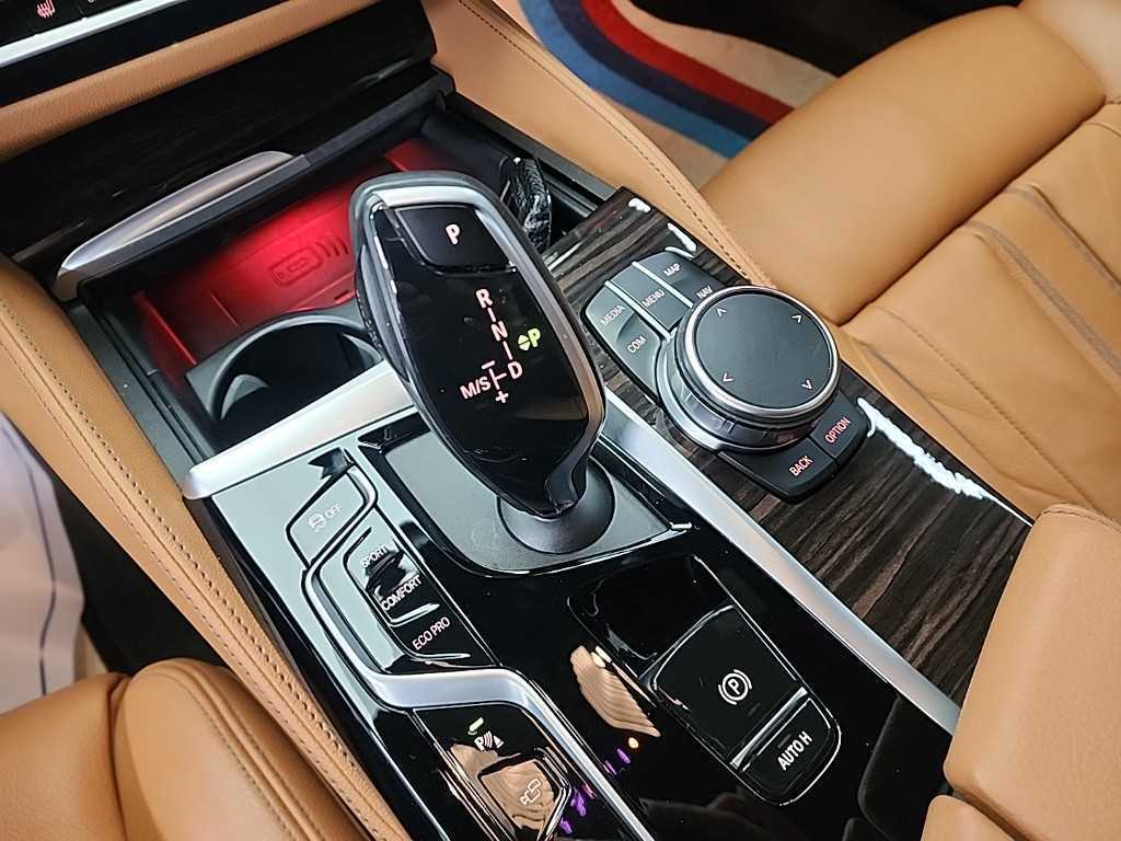 BMW 5 Series - Vista 8