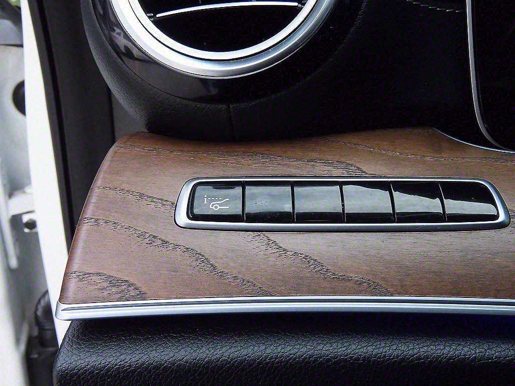 Mercedes Benz E class - Vista 12