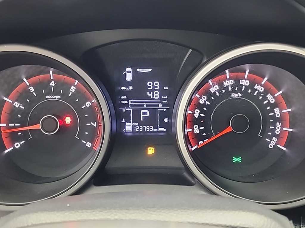 Ssangyong Tivoli - Vista 6